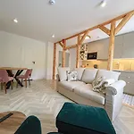 Pod Golebiem Contactless Check In 24h Apartamento *