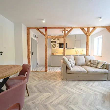 Pod Gołębiem Apartament *