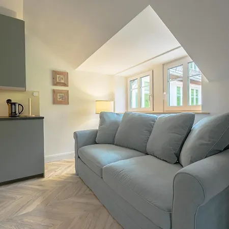 Pod Golebiem Contactless Check In 24h