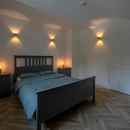 Pod Golebiem Contactless Check In 24h アパート