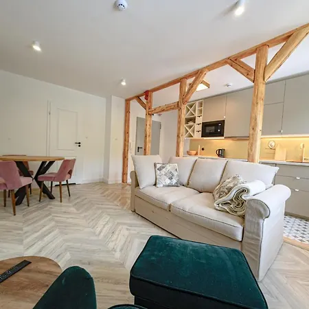 Pod Golebiem Contactless Check In 24h アパート *