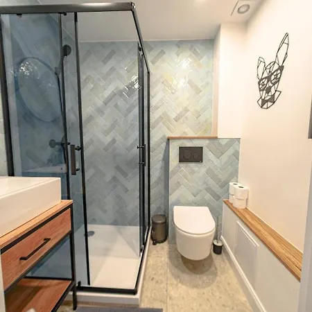 Pod Golebiem Contactless Check In 24h Апартаменты *